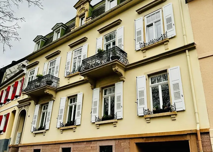 Apartment Schloss Apartment, Zentrum Baden-Baden